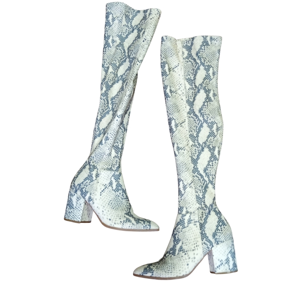 Steven Madden Women's snake print boots size 8